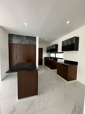 VENTA RESIDENCIA 4 RECÁMARAS  Y PISCINA PRIVADA ZENTURA CONKAL NORTE MÉRIDA