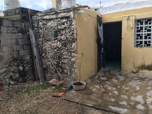 VENTA CASA COLONIAL EN ESQUINA DEL BARRIO DE LA ERMITA EN EL CENTRO DE MÉRIDA