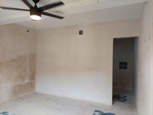 VENTA CASA  COLONIAL 1 PLANTA CON INICIO DE REMODELACIÓN EN EL CENTRO DE MÉRIDA