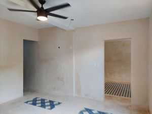 VENTA CASA  COLONIAL 1 PLANTA CON INICIO DE REMODELACIÓN EN EL CENTRO DE MÉRIDA