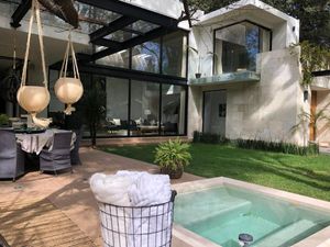 Extraordinaria Casa en Venta en  Fraccionamiento "El Bosque"