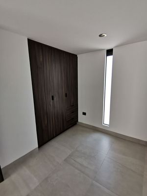 CASA EN VENTA LOMAS DEL CAMPANARIO NORTE