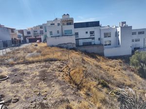 VENTA TERRENO HABITACIONAL / COMERCIAL  MILENIO