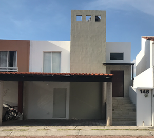 VENTA CASA VILLAS PALMIRA, LOMAS DEL MARQUES