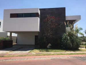 HERMOSA CASA FUE CASA DEL TEC