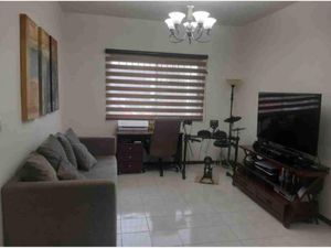 Casa en Venta en Parques Del Nilo Guadalajara