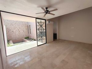 Townhouse con piscina en renta en Temozón norte