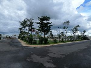 LOTE RESIDENCIAL EN RESIDENCIAL LUNARE, CHOLUL.