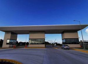 TERRENO COMERCIAL E INDUSTRIAL EN CENTRAL BUSSINES PARK, MERIDA, YUCATAN