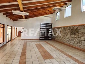 CASA EN VENTA EN VILLA DEL CARBON RODEADA DE ARBOLES EN PUEBLO MAGICO