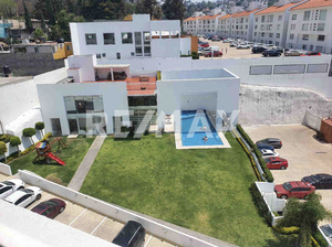 Increíble PH de 2 niveles en condominio privado