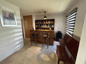 SE VENDE CASA EN ZONA ESMERALDA