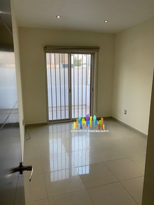 CASA EN VENTA EN REAL DE VALDEPEÑAS CON 4 RECAMARAS