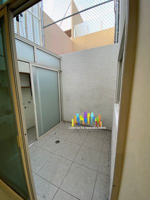 CASA EN VENTA EN REAL DE VALDEPEÑAS CON 4 HABITACIONES