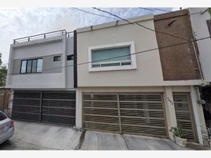 Casa en Venta en Villas de Linda Vista Monterrey