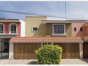 Casa en Venta en Monumental Guadalajara