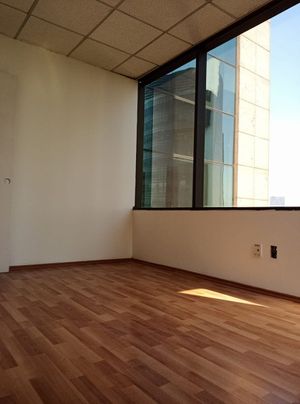 Excelente oficina 140m2 Del Valle