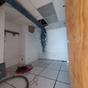 Oficina en renta de 140m2 piso 8 ,  Col. Del Valle