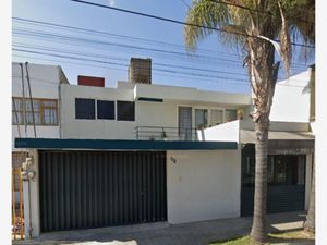 Casa en Venta en Jardines de San Manuel Puebla