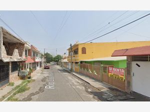 Casa en Venta en Lomas de Rio Medio Veracruz