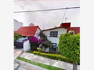 Casa en Venta en Lomas de San Mateo Naucalpan de Juárez