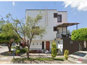 Casa en Venta en Paseos del Sol Zapopan