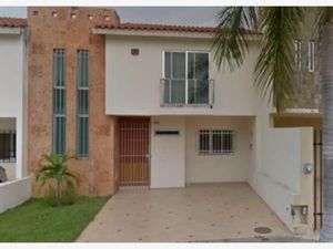 Casa en Venta en Residencial Fluvial Vallarta Puerto Vallarta