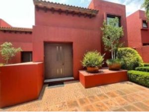 Casa en Venta en Residencial la Encomienda de la Noria Puebla