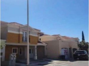 Casa en Venta en Real del Sol Juárez