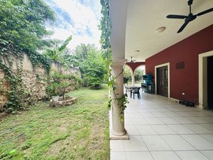 Amplia casa estilo hacienda en venta en el centro histórico de Mérida.