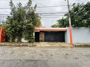 CASA EN VENTA EN EL CENTRO EN SAN SEBASTIAN