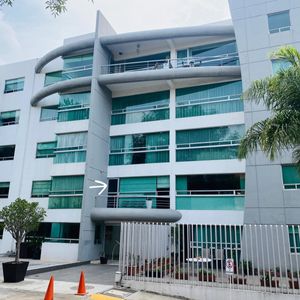 Departamento en renta Interlomas con balcón cerca de la Ahahuac