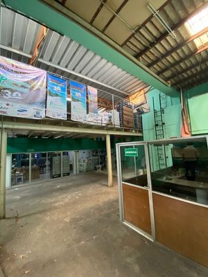 Bodega en Renta en el Centro de Mérida a tres cuadras del Parque de Santa Ana