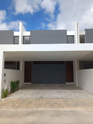 Townhouse en Venta Xcanatún, Mérida Tipo 3