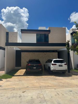 Casa en Venta en Privada Zendera, Conkal zona norte de Mérida, Yucatán