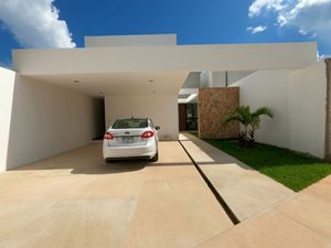 Casa en venta 3 recámaras al norte de Mérida