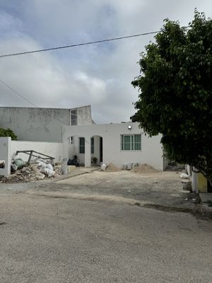 Casa de UN piso en venta para remodelar al norte de Mérida