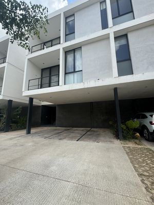 Departamento en renta 2 recámaras en Temozón norte