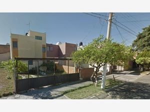 Casa en Venta en Las Aguilas Zapopan