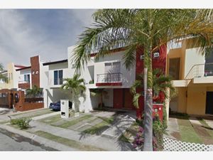 Casa en Venta en Residencial Fluvial Vallarta Puerto Vallarta