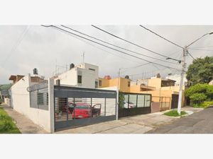 Casa en Venta en Las Aguilas Zapopan