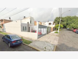 Casa en Venta en Las Aguilas Zapopan