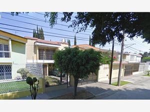 Casa en Venta en Bosques de La Victoria Guadalajara