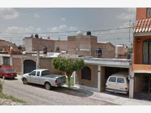 Casa en Venta en El Campanario Celaya