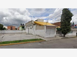 Casa en Venta en Club Jardin Toluca