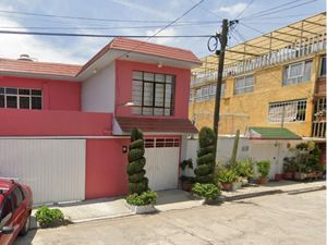 Casa en Venta en San Antonio Zomeyucan Naucalpan de Juárez