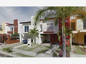 Casa en Venta en Residencial Fluvial Vallarta Puerto Vallarta