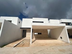 Casa en venta en Privada Amidanah con Amenidades