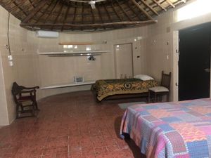 Casa en la playa en Telchac Puerto, Yucatán de 1 piso con chapóteadero.