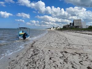 Casa en la playa en Telchac Puerto, Yucatán de 1 piso con chapóteadero.